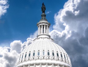 美国面临多重影响与挑战的复杂局势分析